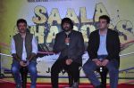 Rajkumar Hirani, Madhavan, Siddharth Roy Kapur at Saala Khadoos film promotion on 15th Dec 2015